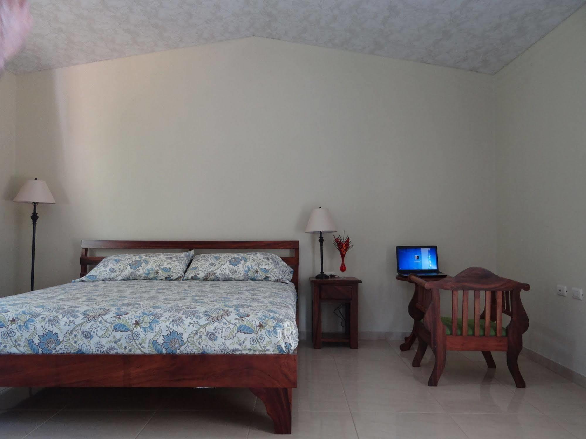 B&B Garden غريسيا المظهر الخارجي الصورة